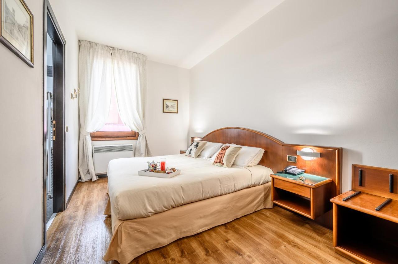 Hotel Daunia Modena Exterior photo