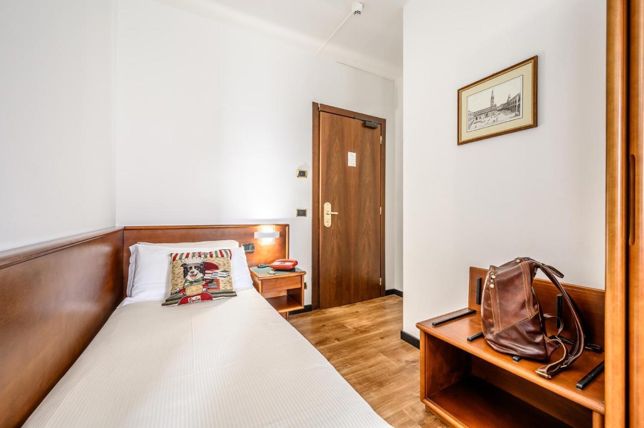 Hotel Daunia Modena Exterior photo