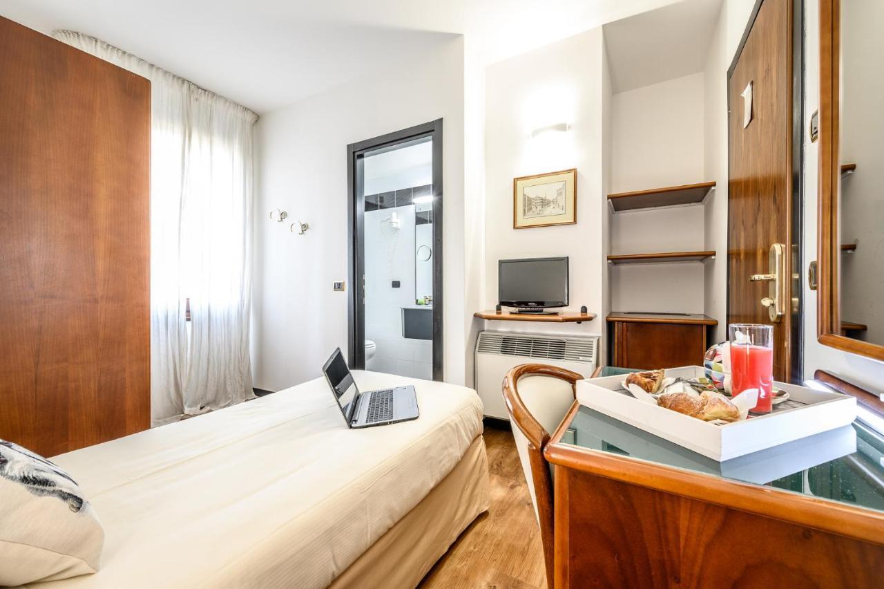 Hotel Daunia Modena Exterior photo