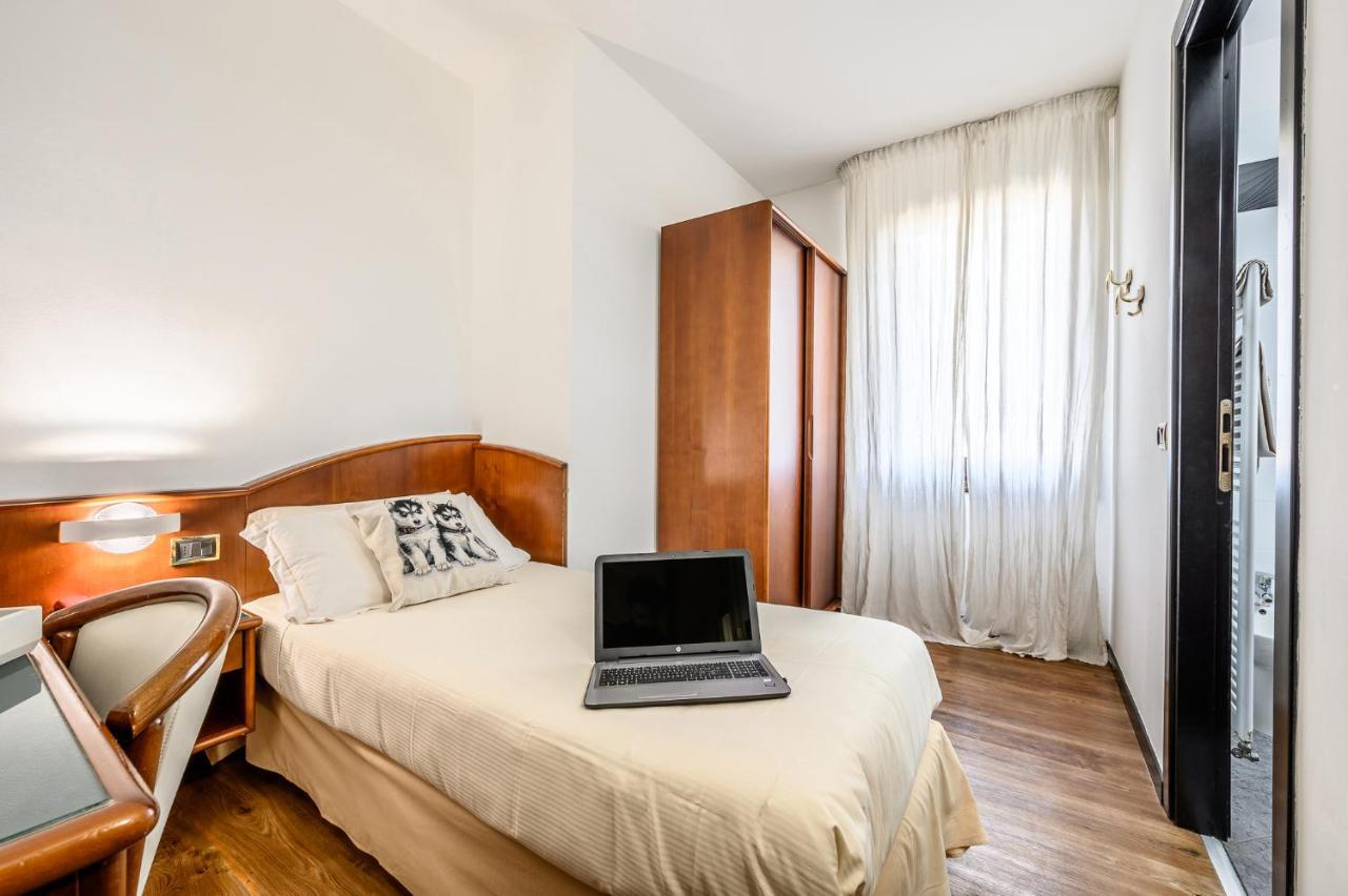 Hotel Daunia Modena Exterior photo