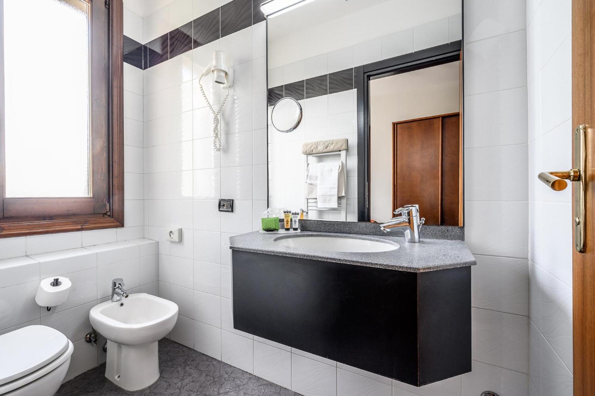 Hotel Daunia Modena Room photo