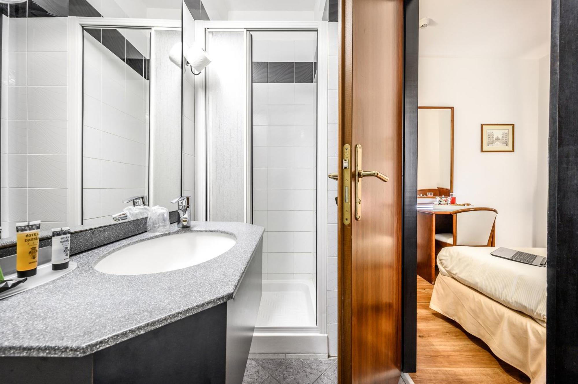 Hotel Daunia Modena Room photo