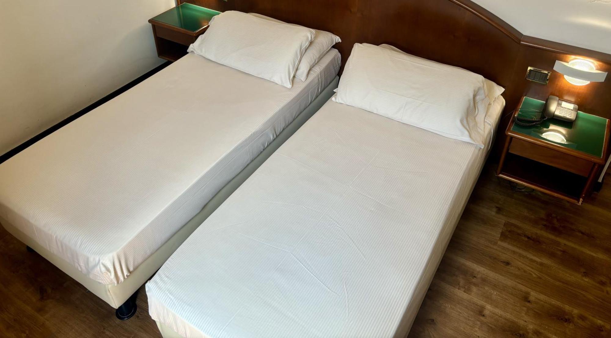 Hotel Daunia Modena Room photo